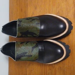 ALL BLACK brand shoes, size 9